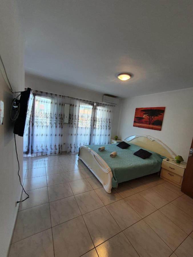 Bibaj - 350m Strand, Beach, Spiaggia *